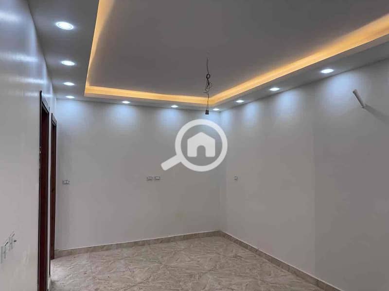 3 49612347-902e-47af-b63e-28f58bc90ce5. jpg