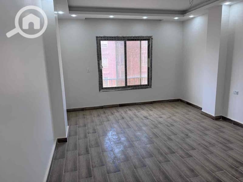 5 c1ed90b4-9015-46c8-a7b7-11d76b3aead3. jpg