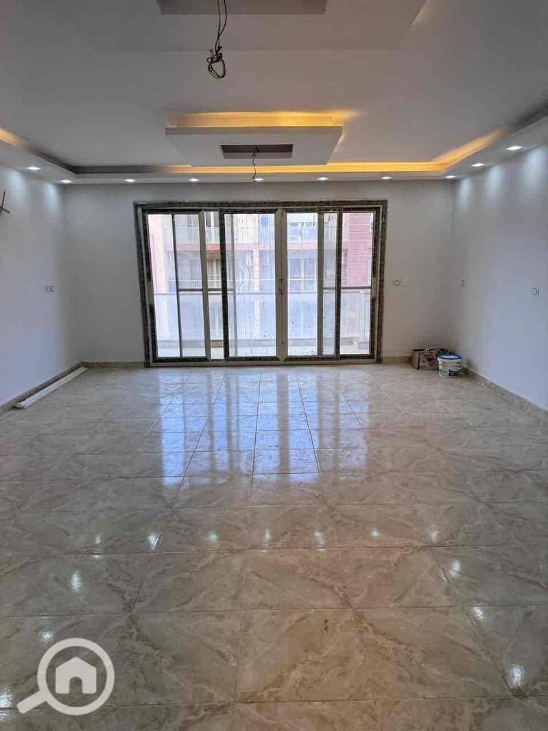 11 ef5ea549-d92b-4519-b26a-245dd8b8792c. jpg