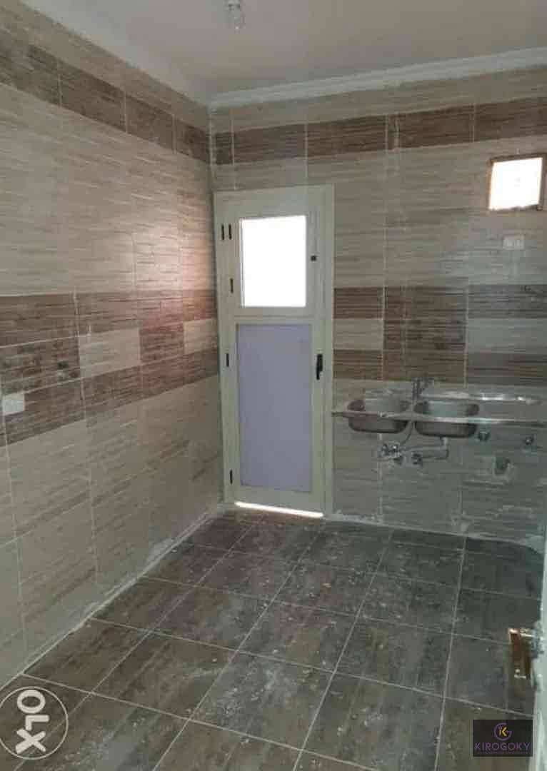 4 efc4c464-f286-4344-85d1-fc448c1ad39a. jpg