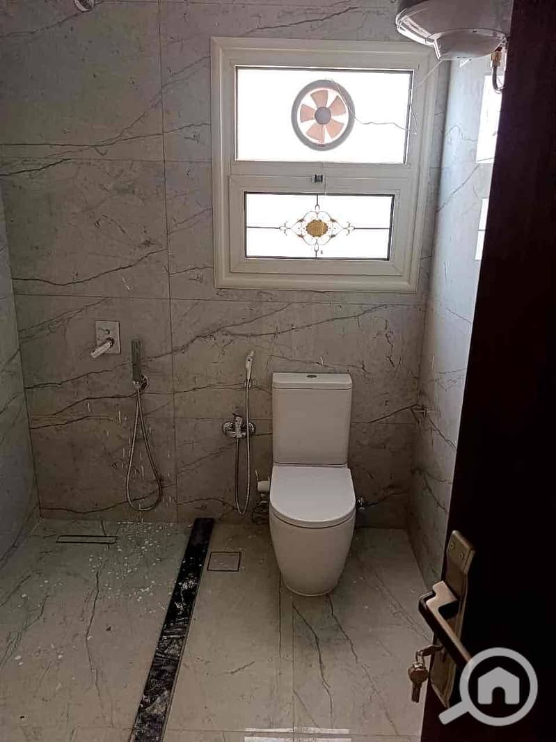 13 8a20a49f-92a7-4bdd-912c-c834ef1a4870. jpg