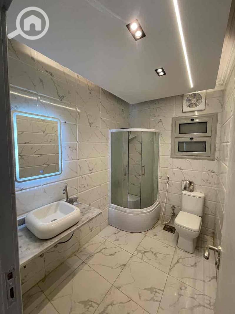 5 73129359-bf16-4eea-89e6-9e35c045ff6c. jpg