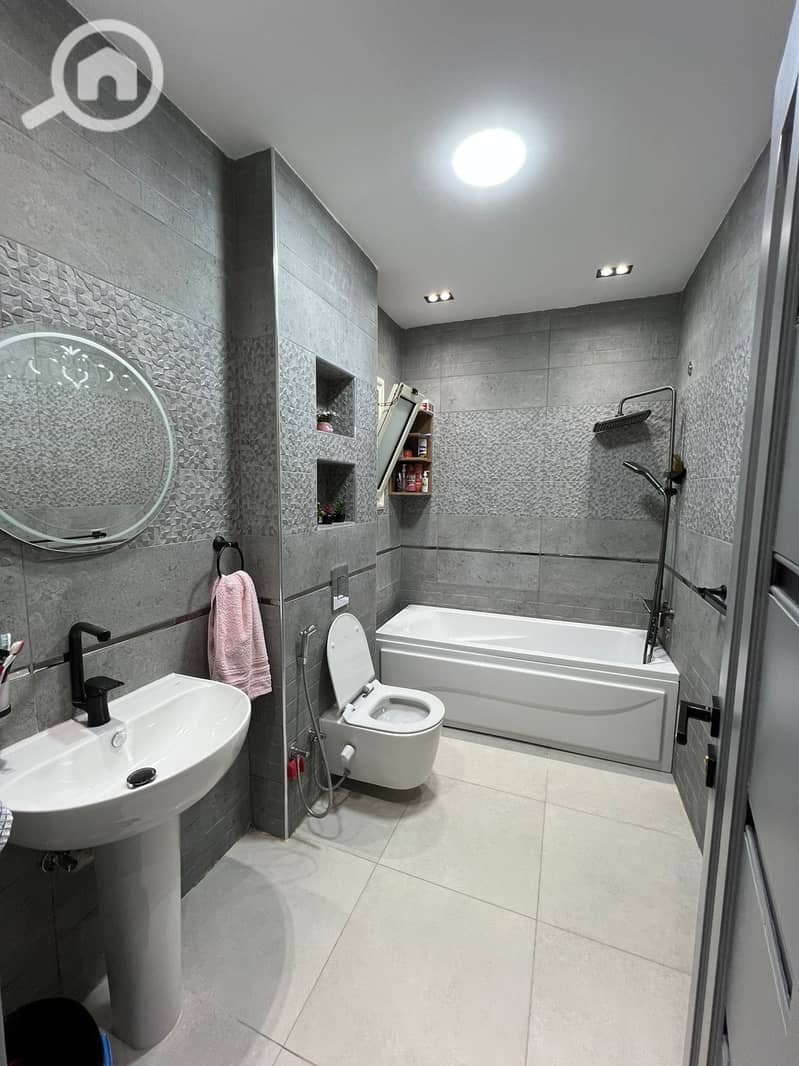 3 WhatsApp Image 2025-12-27 at 10.33. 05 PM. jpeg