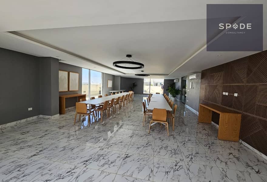 4 64ebace8-bb91-4c19-ad88-04f81094b292. jpg