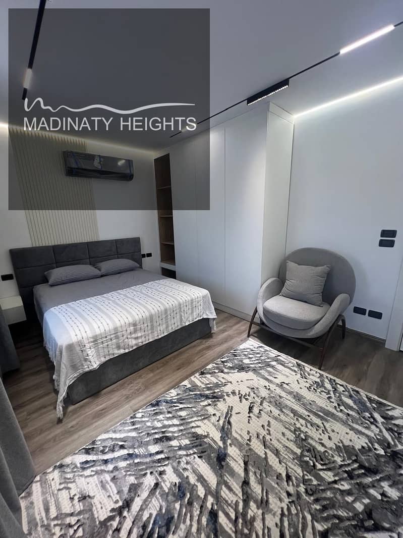 31 WhatsApp Image 2025-12-29 at 11.53. 22 AM687878. jpeg