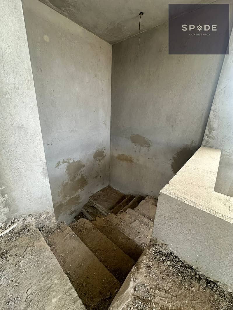 2 WhatsApp Image 2025-11-24 at 1.50. 44 PM. jpeg