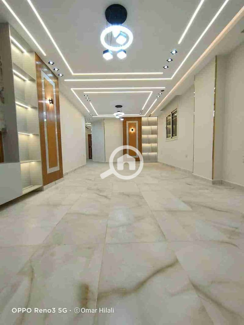 1000698157. jpg 1000698157. jpg