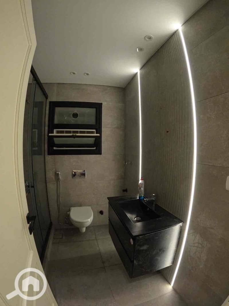 6 dc732645-042c-40c7-913a-1c54723649d2. jpg