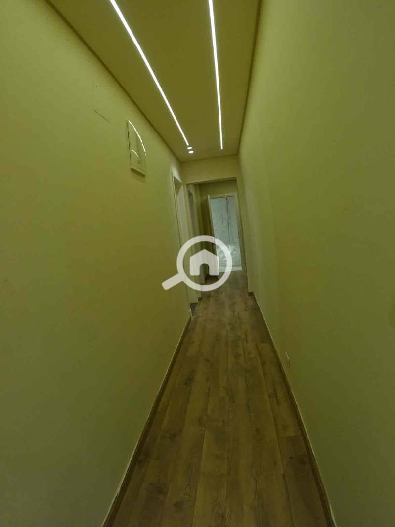 8 5cbc6c56-ae25-4642-a6fe-1bbedcfefcb9. jpg