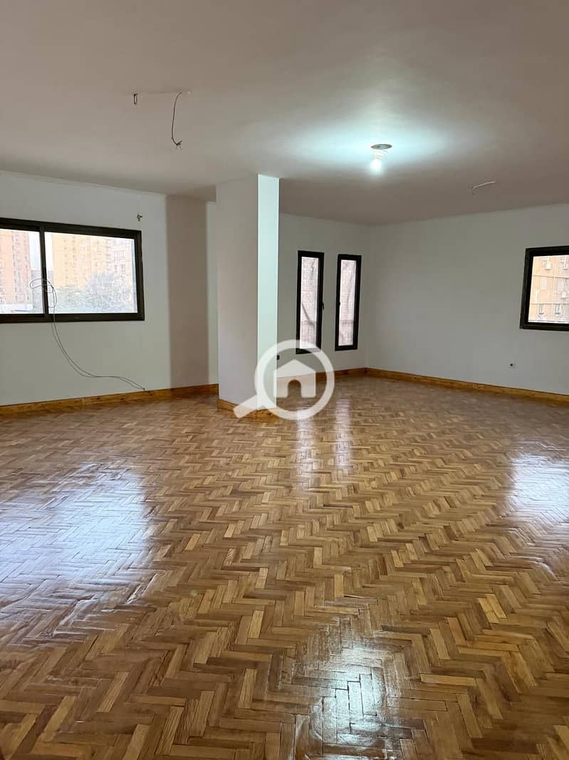 4 b9bc1313-acda-47d8-9463-6d936d17fea7. jpeg