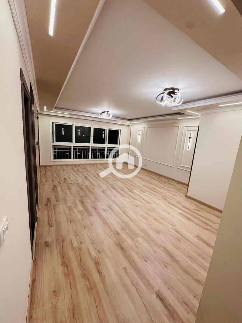 2 bf58a16f-7894-42fb-bec7-48734af50f78. jpg