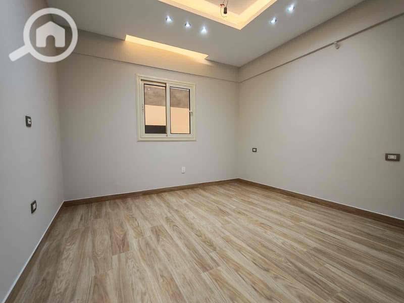 11 7508ffe9-d22f-4cb3-b6ed-c2833984895b. jpg