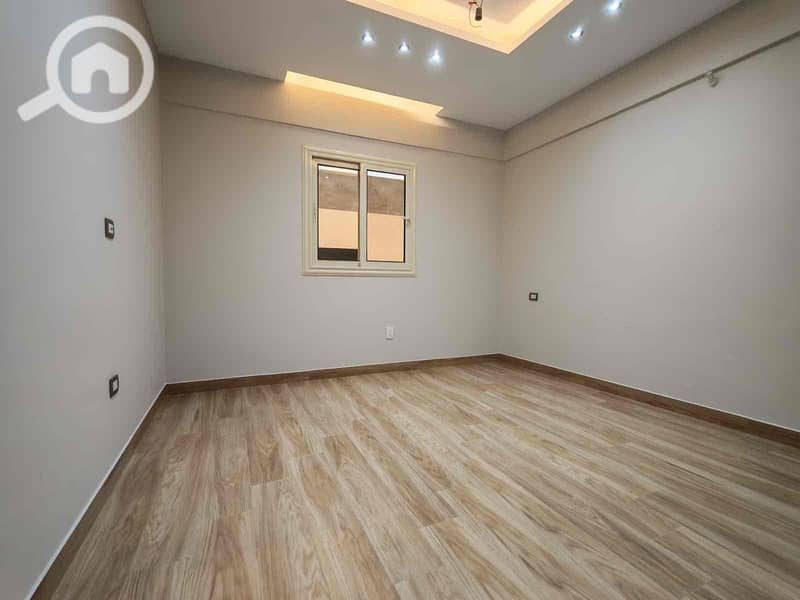 16 fe67d472-c996-4b11-bb2c-501ca8db3f39. jpg