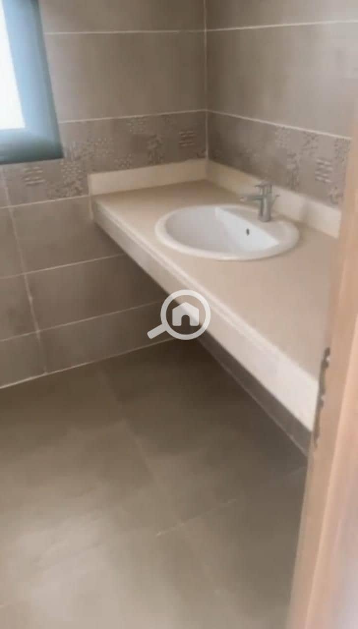 10 WhatsApp Image 2025-12-30 at 1.52. 46 AM (4). jpeg