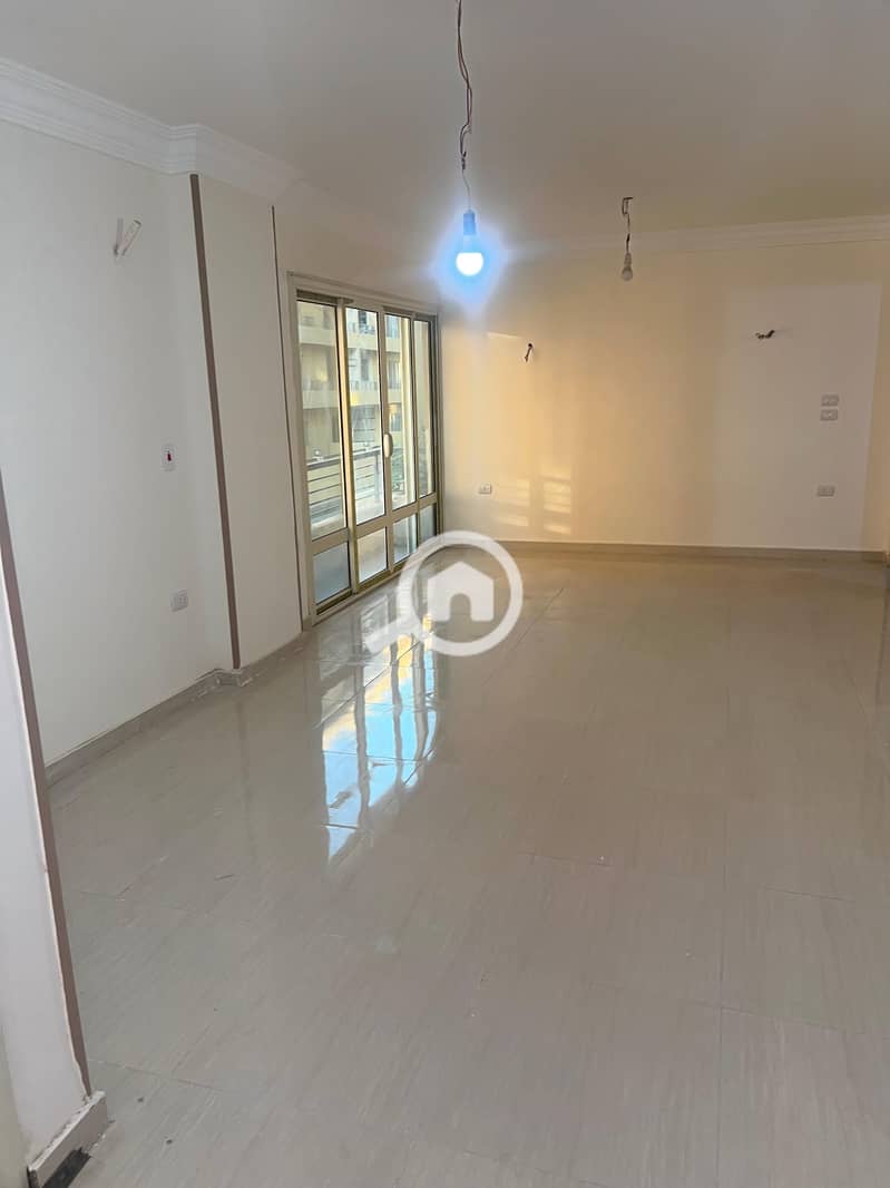 5 ec5a1574-6c87-4574-8aa1-f2187d79cac0. jpg