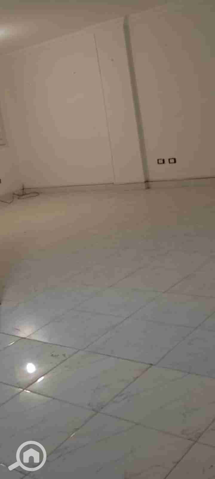 1000805324. jpg 1000805324. jpg