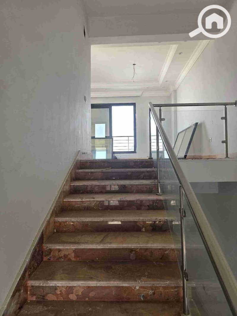 7 FB_IMG_1758857683838. jpg