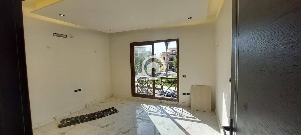 5 48b94f51-8dbb-40e6-943a-72480d02f14a. jpeg