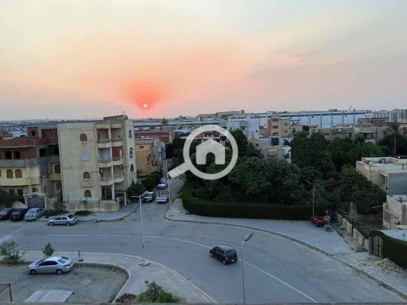 8 80455789-fcc0-4bc2-a446-1c8256492174. jpg