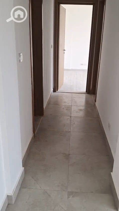 2 WhatsApp Video 2025-12-23 at 5.45. 36 PM. mp4_snapshot_01.45_[2025.12. 29_12.52. 21]. jpg