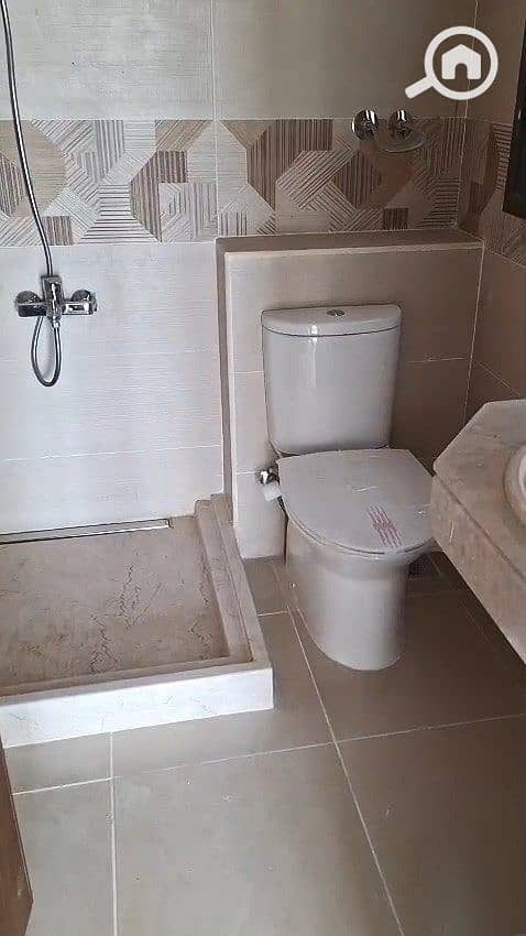 6 WhatsApp Video 2025-12-23 at 5.45. 36 PM. mp4_snapshot_00.29_[2025.12. 29_12.50. 41]. jpg