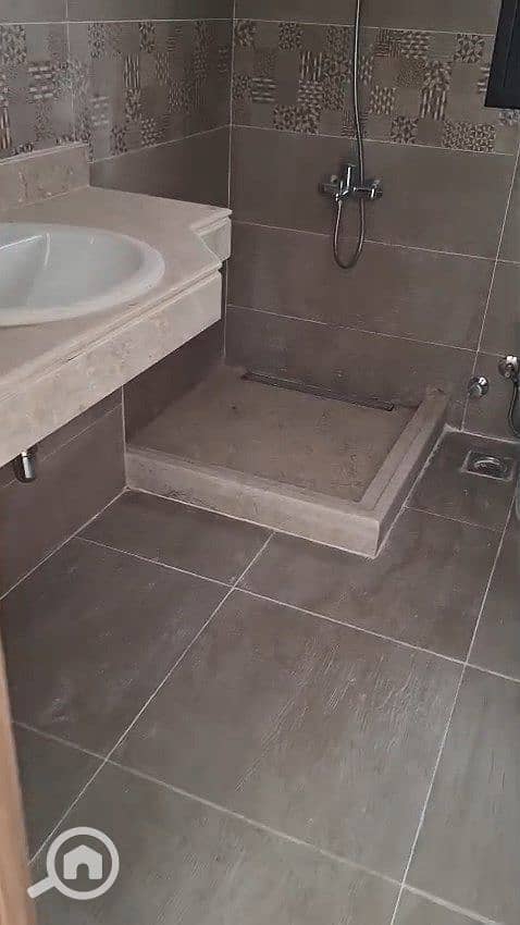 8 WhatsApp Video 2025-12-23 at 5.45. 36 PM. mp4_snapshot_01.57_[2025.12. 29_12.52. 46]. jpg