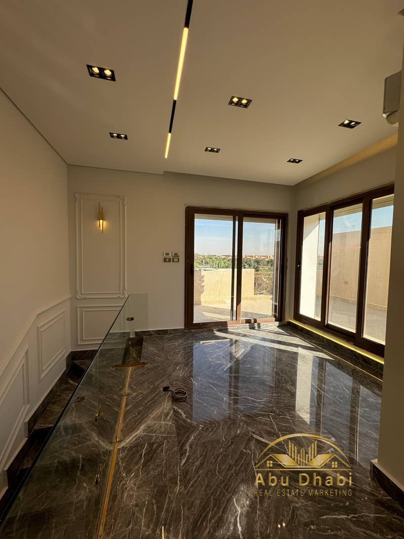 19 b273cc50-9b01-4aa5-bf97-dd30a8873761. jpg