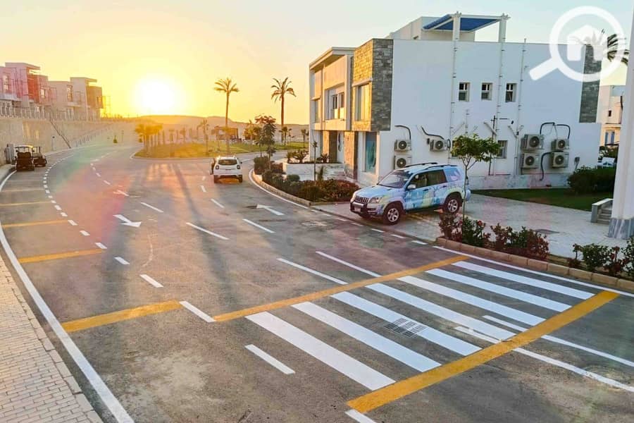 2 WhatsApp Image 2025-12-27 at 10.02. 22 (1). jpg