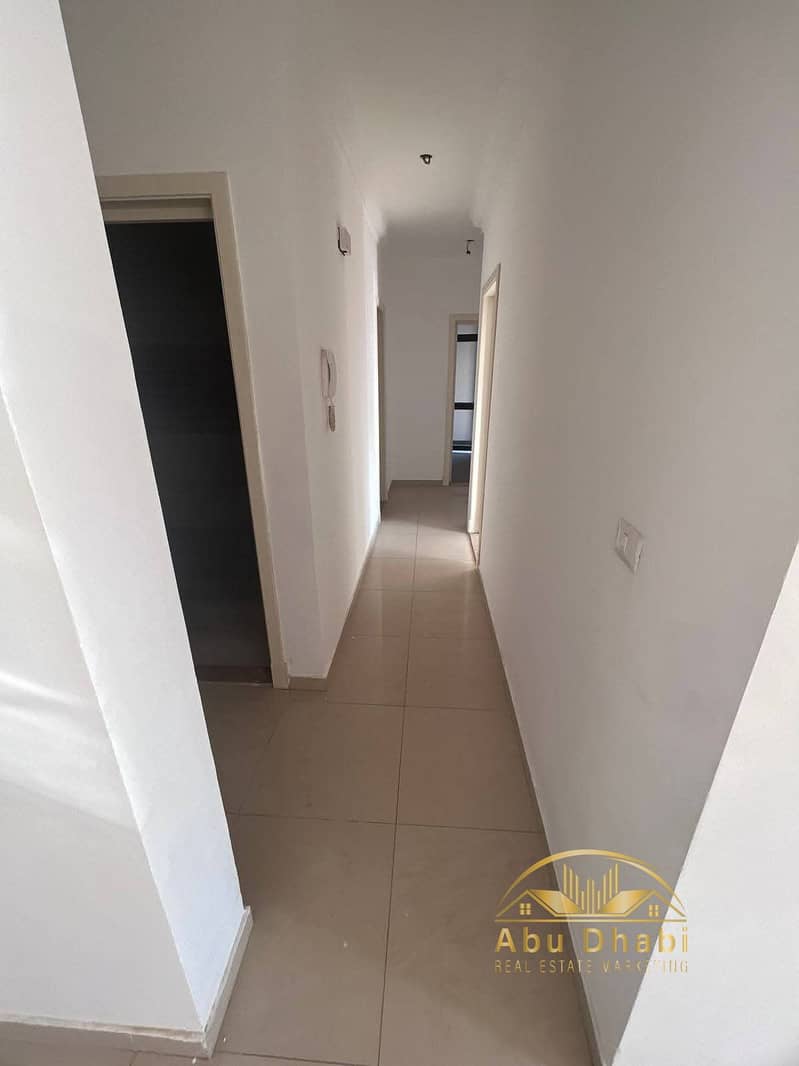 7 b76986a9-eeed-4b85-847a-ca8cdf2c9081. jpg