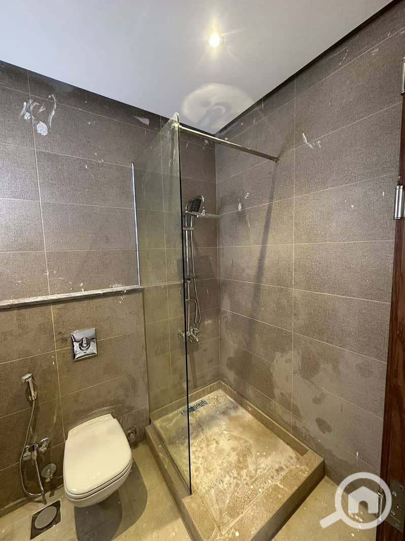 4 5ecabc13-5521-4e4f-88a2-356a1469babf. jpg