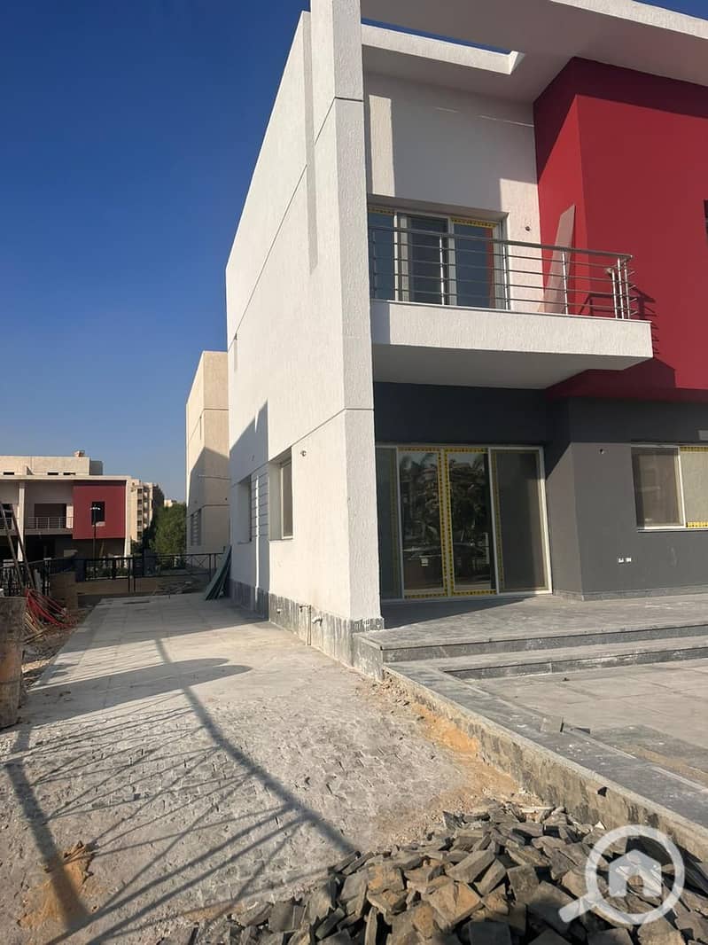 6 6ccf400f-1084-4573-9ab1-1d8221df1935. jpg