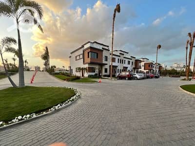 4 Bedroom Townhouse for Sale in New Cairo, Cairo - 473217263_1958616271328276_3283253886435521302_n. jpg