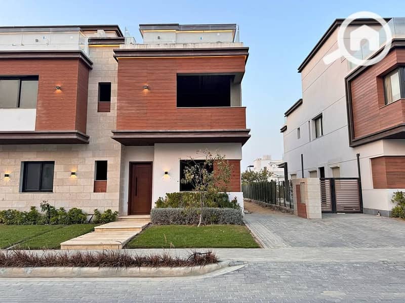 7 494679999_10170850238400411_2479505415877324659_n. jpg