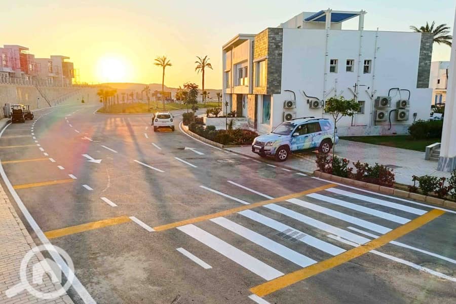 2 WhatsApp Image 2025-12-27 at 10.02. 22 (1). jpg