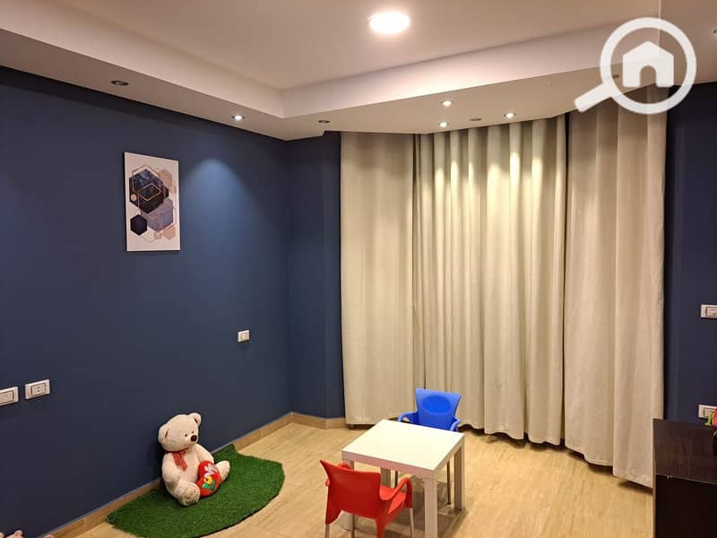 5 24ee20fd-000f-4288-8037-6a61e2271e2e. jpg