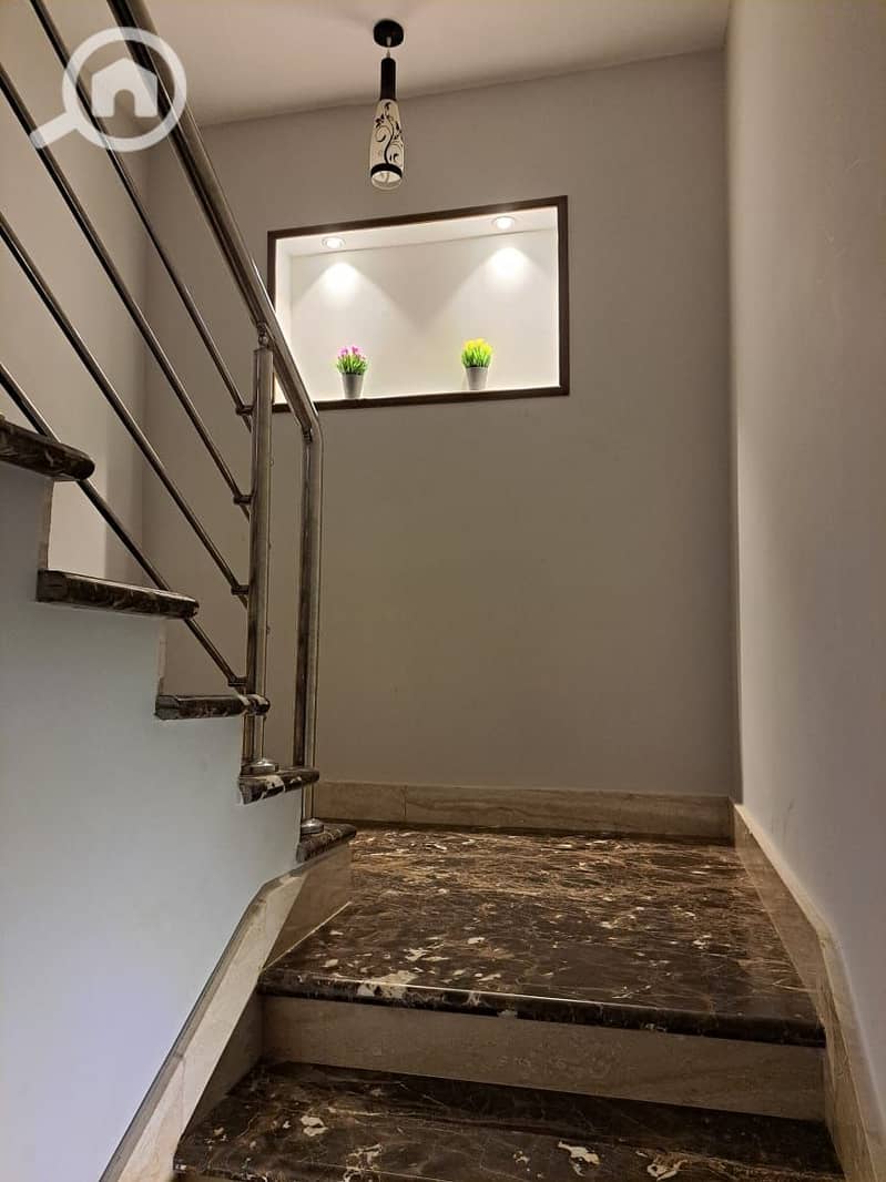 11 28539ce4-97a4-4e83-ac7f-2c08102d525d. jpg