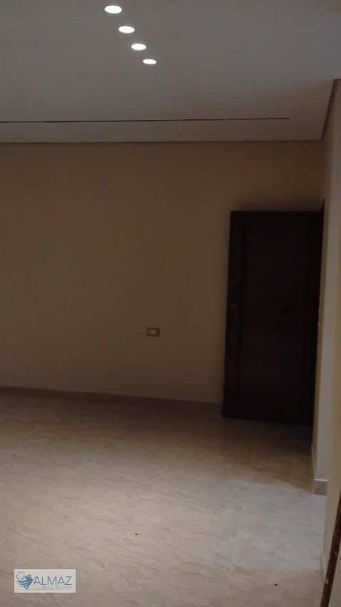 25 WhatsApp Image 2025-12-30 at 11.44. 05 AM (1). jpeg