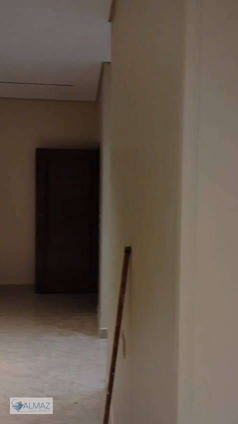 31 WhatsApp Image 2025-12-30 at 11.44. 05 AM. jpeg