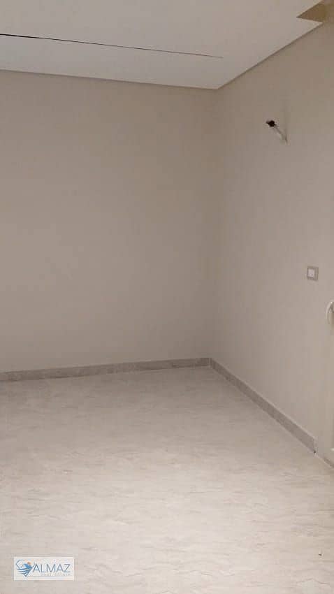 44 WhatsApp Image 2025-12-30 at 11.44. 08 AM (1). jpeg