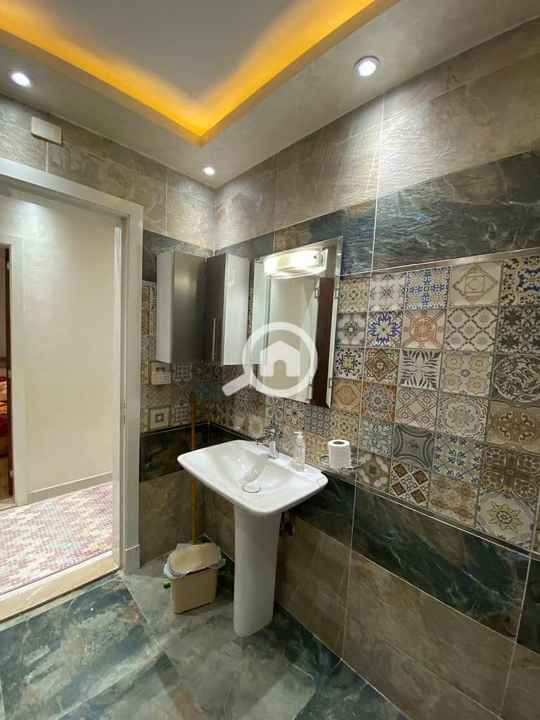 10 8e19ae93-f2ae-4e83-baa1-5775258e9193. jfif. jpg