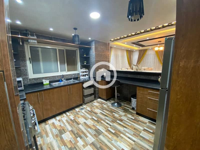 15 eaf4a1ed-8b6a-49d4-9119-d3225b6b060d. jfif. jpg