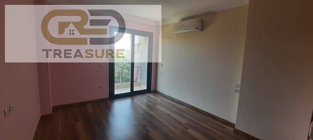 4 WhatsApp Image 2025-12-30 at 12.19. 09 PM (1). jpeg