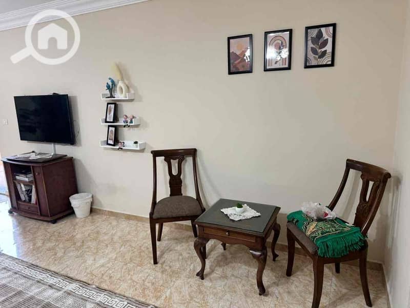 4 8742377d-d46f-4b1e-b25c-483ed0d0e77b. jpg