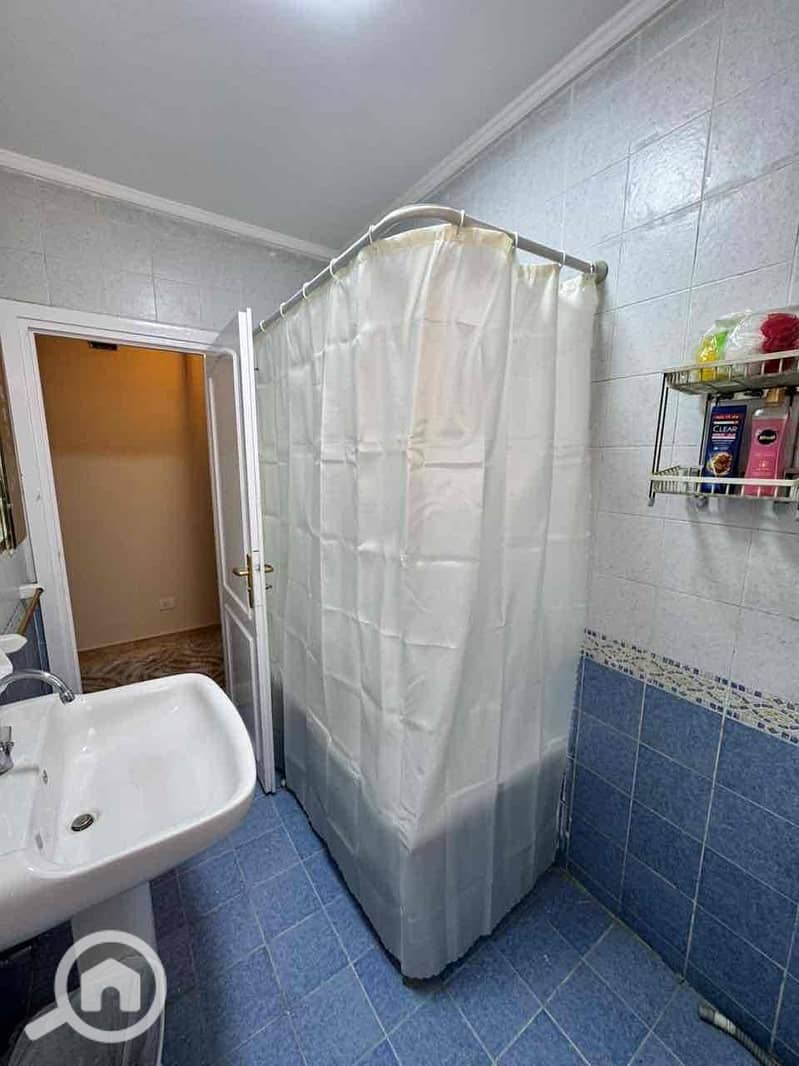 10 f8ef9091-6738-4f8e-8a36-384f4d1b8fb5. jpg