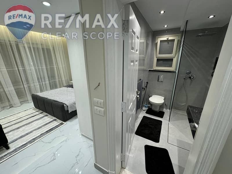 9 404a0efa-d954-41ee-a8a1-151e69636069. jpg