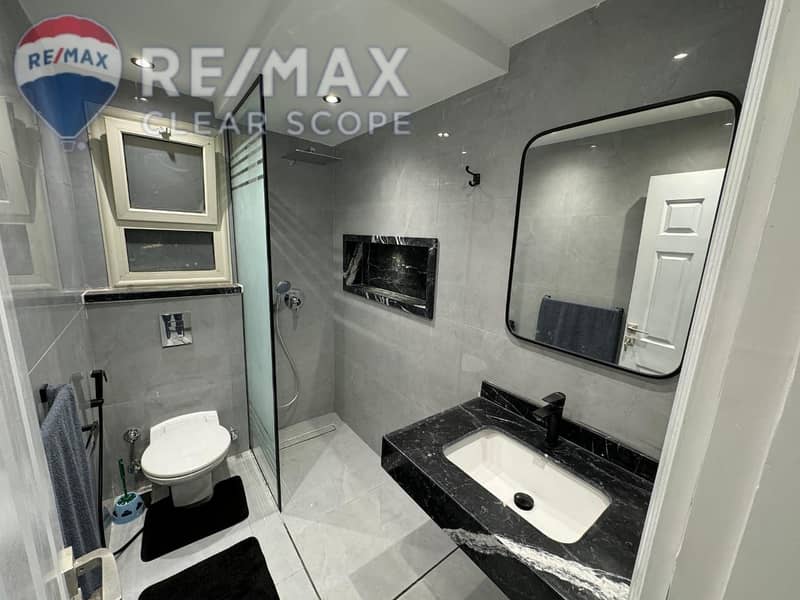 21 bcac7ecd-6459-4f98-890a-17bcd4bfa1a8. jpg