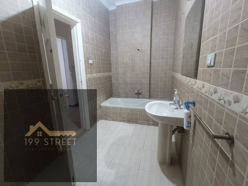 8 WhatsApp Image 2025-12-30 at 08.57. 47 (1). jpeg