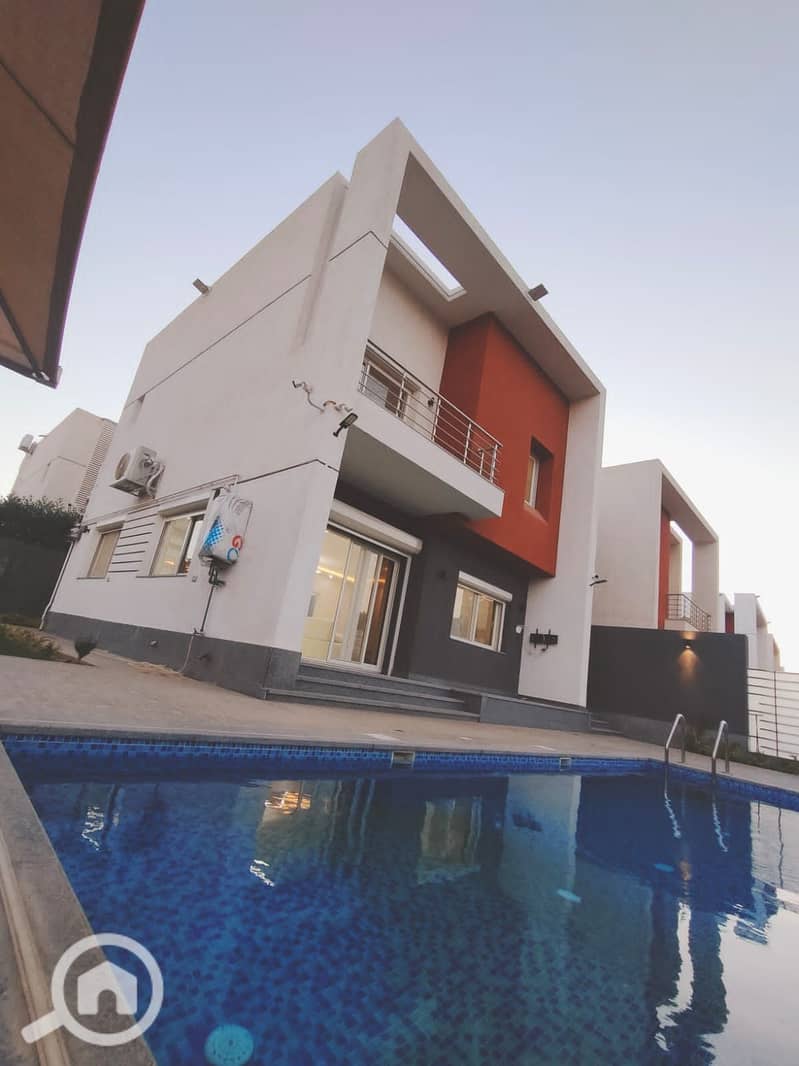 28 c5109655-d973-4805-8229-e4e4ec882df5. jpeg