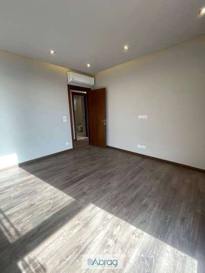 دوبلكس 3 غرف نوم للايجار في الشيخ زايد، الجيزة - WhatsApp Image 2025-12-29 at 2.43. 52 PM (1). jpeg