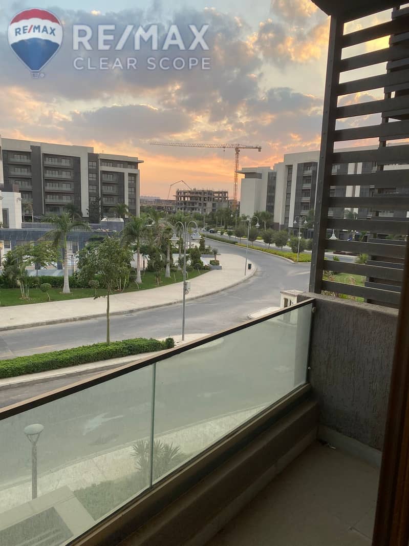 7 b9155025-a7dc-49e9-975f-1e7797882489. jpg